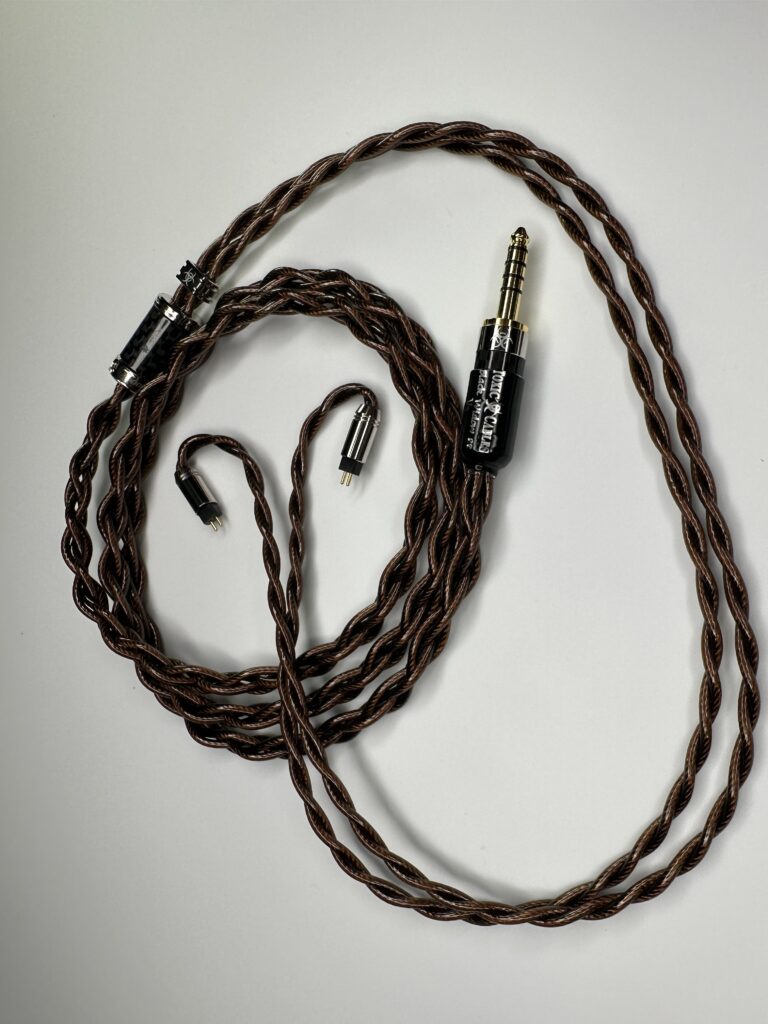 Black Widow 22 V3 OCC Copper Litz type 6 Earphone Cable Toxic Cables